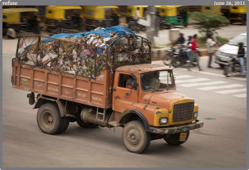 refuse, taken 2011-06-26 || Canon Canon EOS REBEL T2i | 100mm | 1/30s @ f/13